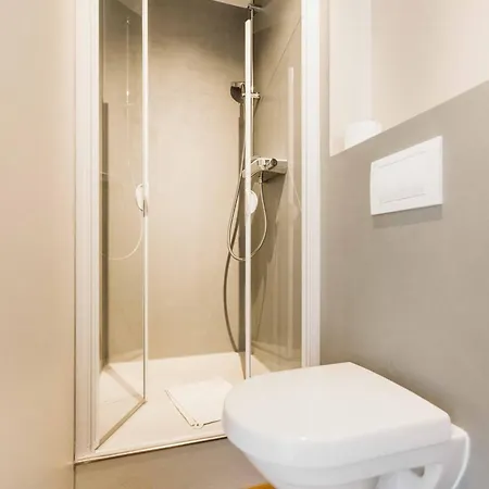 Moderne Tiny Am Weingut 公寓 *