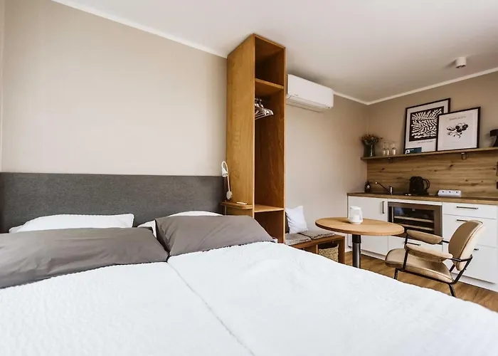 Moderne Tiny Am Weingut * Uelversheim